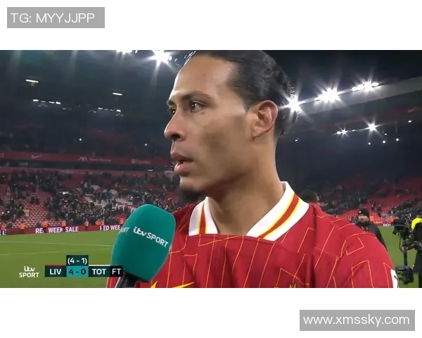 足球明星范戴克的传奇之路与场上风采全解析 足球明星范戴克的传奇之路与场上风采全解析